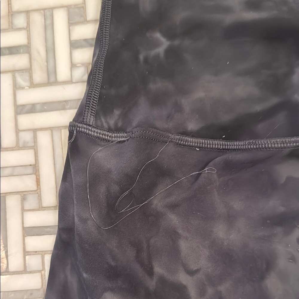 Lululemon diamond dye align leggings - Picture 4 of 5